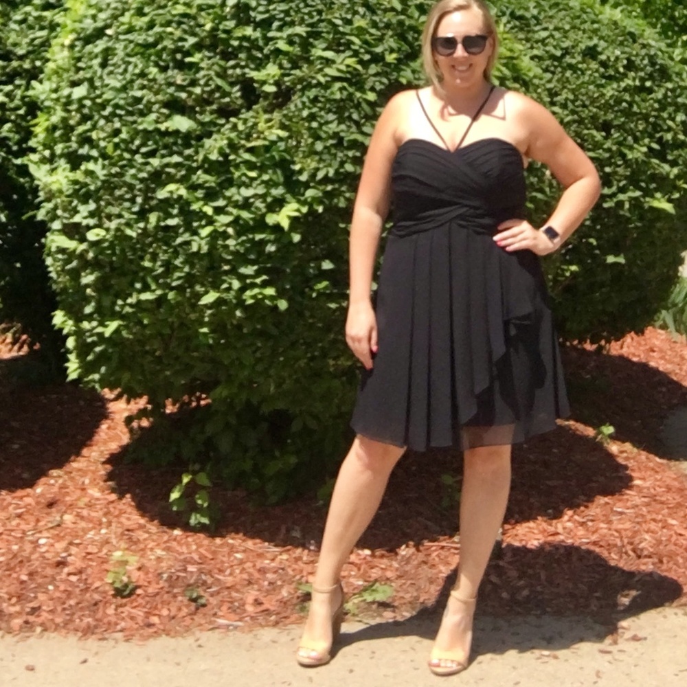 Black chiffon dress size 14 (sz 12 feel)